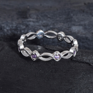 แหวนเงินแท้ S925 ประดับพลอยอเมทิสต์สีม่วงธรรมชาติ ดีไซน์อินฟินิตี้ สำหรับงานหมั้น งานแต่งงาน ของขวัญเครื่องประดับชั้นดีสำหรับผู้หญิง - Product Image 4