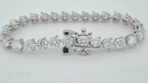 Ensemble de bracelets fins de type tennis en or blanc 14 carats avec diamants de laboratoire taille brillant rond pour femme - Vente en gros - Product Image 5