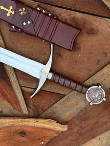 Épée médiévale artisanale des Chevaliers Templiers Faithkeeper Accolade, réplique de croisier en acier à haute teneur en carbone, cadeau de collection - Product Image 5