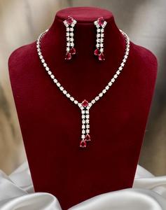 Collar de Lujo con Circonita Cúbica de Calidad Premium y Hermosos Aretes en Plata Pulida, Ideal para Fiestas y Oficina - Product Image 2