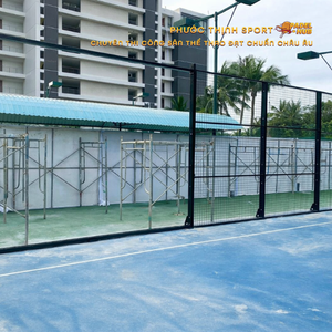 Elegancia Inigualable: Pista de Pádel con Pilares de Vidrio Phuoc Thinh, Prestigiosa Pista de Pádel con Delimitaciones Claras, Exportación B2B - Product Image 5