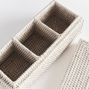 Panier en osier décoratif fait à la main pour le stockage à la maison Design tissé élégant pour la décoration intérieure - Product Image 4