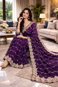 Sari de satén de diseño Fandy con bordado de cuentas en el pallu, trabajo de bordado en toda la prenda y ribete con trabajo de recorte, con blusa. - Product Image 3