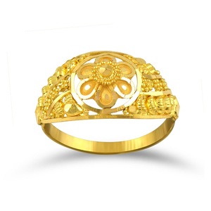 Bague de luxe vintage plaquée or à motif floral ajouré pour femme, bague de créateur traditionnelle à fleurs - Product Image 1