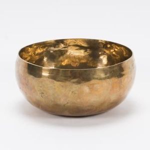 ชามเสิร์ฟทองเหลืองสไตล์เรียบง่าย งานแฮนด์เมดจากอินเดีย ของตกแต่งห้องครัว ทนทาน สวยงาม หรูหรา พรีเมียม ดีไซน์ดั้งเดิม - Product Image 1