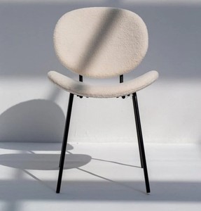 Silla de Comedor Vandana Zentrix Neo en Color Blanco Roto con Diseño Ergonómico Moderno y Comodidad Premium - Product Image 1