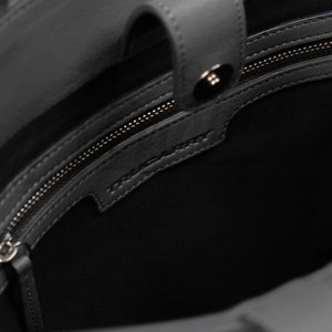 Sac fourre-tout élégant pour femme en cuir véritable gris, grande capacité, sac à main à bandoulière avec poignée supérieure et poche extérieure zippée - Product Image 3