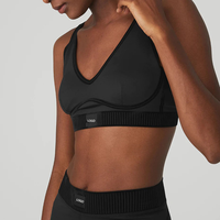 Ensemble de sport sans couture pour femme 2026 avec logo personnalisé : Soutien-gorge de sport et leggings froncés pour le yoga et l'entraînement