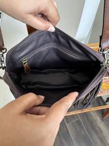 กระเป๋าและกระเป๋าถือสำหรับผู้หญิงลายดอกไม้ดอกทานตะวันทำมือพร้อมสายคล้องไหล่สำหรับการใช้งานประจำวันขายดี - Product Image 6