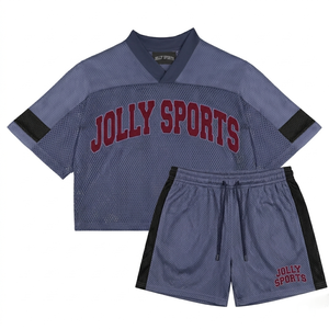 Ensemble court en jersey poly mesh premium 225 GSM pour femme, avec empiècements gris, logo appliqué et impression sérigraphiée, tenue d'entraînement personnalisée, ensembles pour femme - Product Image 1