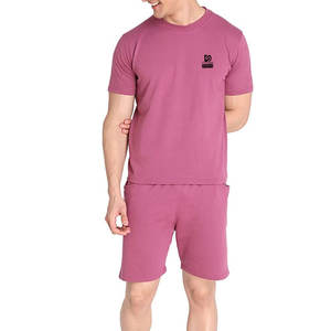 Conjunto Deportivo de Camiseta y Pantalones Cortos de Lona Transpirable para Hombre, Logotipo Frontal Personalizable, Alta Calidad, Venta al Por Mayor - Product Image 5