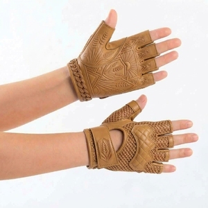 Sticky <b>pole</b> gloves for women combine strong contact grip comfortable fit flexible support and modern <b>pole</b> <b>dance</b> wear style - Product Image 2