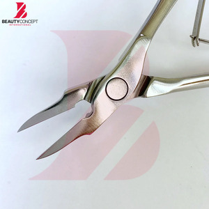 Coupe-cuticules professionnel en acier inoxydable, outil de manucure et pédicure de précision pour éliminer les peaux mortes, avec emballage cadeau personnalisé - Product Image 3