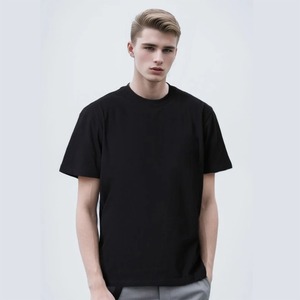 Maqueta de Camiseta Negra Lisa con Cuello Redondo y Modelo Masculino Joven y Atractivo - Product Image 1
