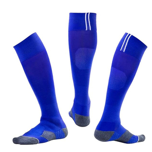 Chaussettes de sport mi-hautes OEM avec motif uni, couleurs personnalisées, paires - Product Image 3