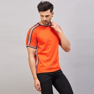 Precio al por mayor 100% algodón camisetas de los hombres de alta calidad Slim Fit cuello redondo con logotipo personalizado en blanco camisetas de los hombres de tela de punto - Product Image 1