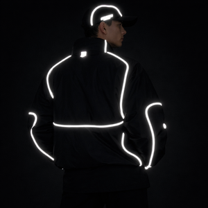 ชุดวอร์มแบบ unisex น้ำหนักเบา ผลิตจากโพลีเอสเตอร์ แต่งแถบสะท้อนแสง ระบายอากาศได้ดี ผ้าแคนวาสลายสก็อต กันน้ำ แจ็คเก็ตกันลมสำหรับผู้ชาย B2B สไตล์อเมริกัน - Product Image 2