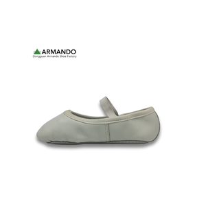 Chaussures de danse ballerine roses à lanières croisées en cuir PU élastique (pour tout-petits, jeunes enfants, grands enfants, femmes) - Product Image 3