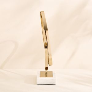 Escultura Abstracta Dorada para Decoración del Hogar, Pieza Decorativa Artística Moderna para Sala de Estar, Oficina, Escritorio, Estante o Acento Decorativo - Product Image 3