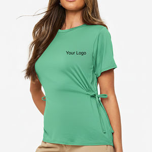 Camiseta de Manga Corta con Cuello Redondo Verde para Mujer, con Logotipo Personalizado, con Lazo Lateral, Corte Ajustado, Informal, de Punto, Color Sólido, para Primavera y Verano - Product Image 1