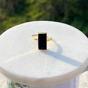 Anillo rectangular de ónix negro, plata de ley 925, chapado en oro de 14 quilates, ajustable, estilo bohemio, joyería para mujer - Product Image 1