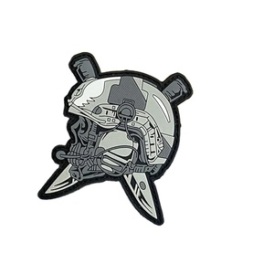 Tactique Ange Crâne Brassard Crochet Boucle Sergé Brodé 3D Fer-Sur Technique Fleur Coeur Sac À Dos Vêtements Chapeaux Décoratifs - Product Image 4