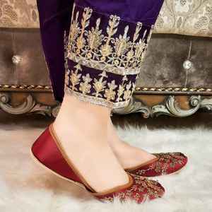 Chaussures Khussa en maille bleue de qualité supérieure, chaussures Punjabi Jutti faites à la main, chaussures ethniques pour femmes, respirantes, Khussas traditionnelles - Product Image 3