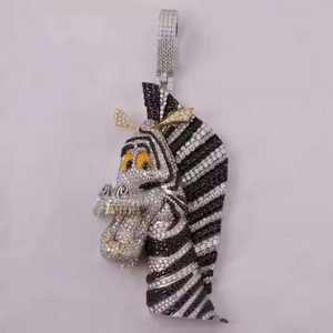 Colgante Personalizado de Plata de Ley 925 con Diamantes de Moissanita Estilo Hip Hop Iced Out, Diseño Zebra Estético y Atrevido - Product Image 2