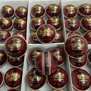 Ballon de cricket rouge de haute qualité, cousu à la main, taille King Size pour jeunes, avec logo personnalisé, meilleur prix, ballon de match en cuir de qualité supérieure - Product Image 1