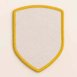 Parche Bordado Termoadhesivo de Fieltro No Tejido, Aplique en Forma de Escudo con Borde Amarillo para Decoración de Ropa - Product Image 1