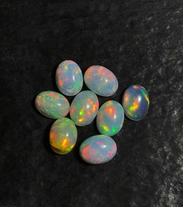Opale d'Éthiopie naturelle, cabochon ovale multi-feu, lot de cabochons. - Product Image 3