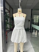 Robe Courte Femme à Pois 100% Coton Respirante Bretelles Fines Taille Smockée Décontractée pour Vacances d'Été Vente en Gros