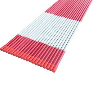 Palo di segnalazione stradale verde solido da 48 pollici con design accattivante per condizioni nevose - Product Image 1