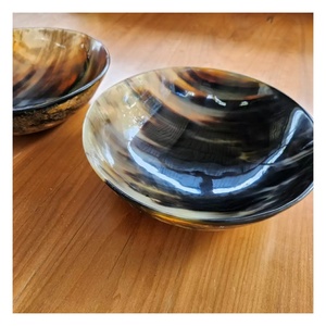 Cuenco de cuerno de buey de alta calidad de 8 pulgadas, nuevo diseño de lujo para uso en el hogar, hoteles, restaurantes, bodas y fiestas, con técnica de pulido gratuita. - Product Image 1