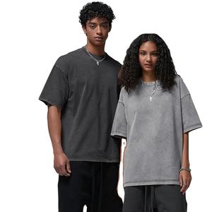 T-shirt Homme Vintage en Coton Tricoté 100% de Haute Qualité, Délavé à l'Acide, Coupe Classique, Personnalisable, Grammage Lourd - Product Image 1