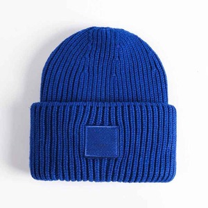 Bonnet d'hiver unisexe en tricot côtelé premium avec logo personnalisé, doublure polaire épaisse, marque personnalisée - Product Image 4
