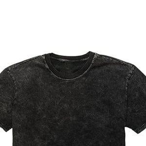 เสื้อยืดโอเวอร์ไซส์สีดำสำหรับผู้ชาย สไตล์สตรีท คอโอ แขนสั้น ไซส์พลัส ผ้าคอตตอนเจอร์ซีย์ เป็นมิตรต่อสิ่งแวดล้อม ระบายอากาศได้ดี ซักแบบแอซิดวอช - Product Image 4