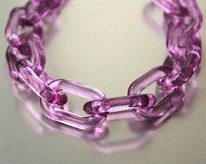 Collar de Cadena de Eslabones de Resina Moderno con Construcción Ligera, Accesorio de Moda Único Hecho a Mano para Mujer - Product Image 5