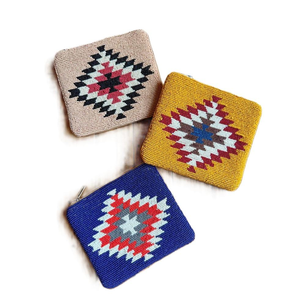 Pochette à monnaie pour enseignant en perles de rocaille sur mesure, de qualité supérieure, personnalisée et brodée, avec breloque - Product Image 5