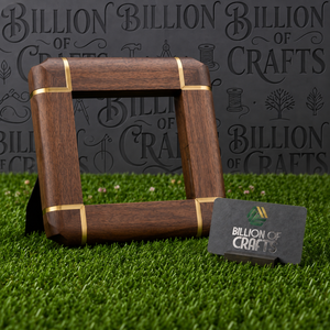 Cadre photo vertical moderne élégant en bois et laiton, présentoir de table personnalisé pour la décoration du salon et de la chambre - Product Image 3