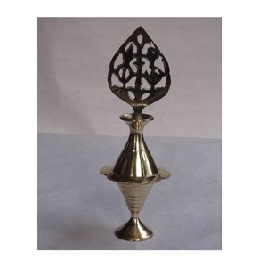 Espejo de Mano y Soporte para Delineador de Ojos Surma Dani de Latón Hecho a Mano, Diseño de Arte Folclórico Moderno, Portátil, 8 cm, Latón Pulido, Ideal para Regalo - Product Image 3