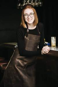 Delantal de Cuero Personalizado sin Mangas para Bartender, Barista, Chef, Uso Diario, Transpirable, para Cocina y Restaurante - Product Image 2