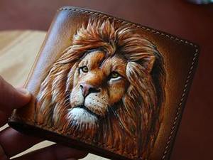 Nueva Cartera Corta de Cuero Genuino con Diseño Vintage Occidental y Cara de León Tallada, con Bloqueo RFID, para Hombre - Product Image 4