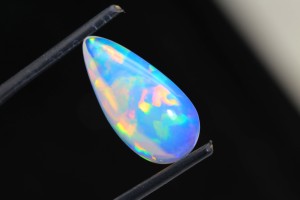 Opale d'Éthiopie véritable, cabochon en forme de poire, 5-7 carats chacune, qualité supérieure, opale de feu Welo pour la création de bijoux - Product Image 2