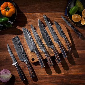 Juego de Cuchillos de Chef Damasco Hechos a Mano, Resistentes y Ecológicos, con Hojas de Acero Damasco de 67 Capas y Mangos de Madera, para Diestros - Product Image 2