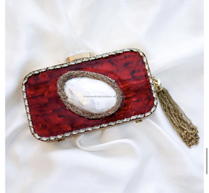 Boîte à main d'embrayage de vadrouille en résine de luxe faite à la main nouvelle tendance motif de pierre de goutte de couleur pour le prix de soirée et de mariage - Product Image 3