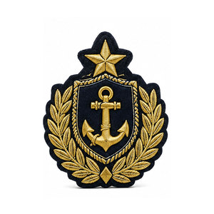 Insignias Personalizadas para el Pecho con Diseños Elegantes, Material de Calidad y Fácil Colocación en Chaquetas, Ropa, Bolsos y Accesorios - Product Image 1