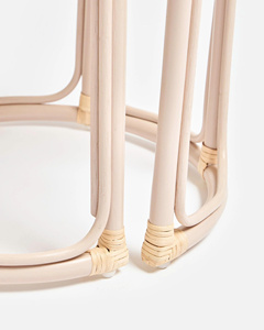 Diseño Escultural Ideal para Pasillos, Dormitorios o Salas de Estar por su Superficie Semicircular Neutral con Forma de Flor, Juego de Mesas Auxiliares - Product Image 3