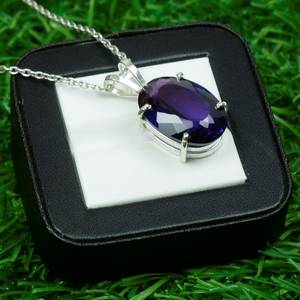 Colgante Clásico de Lujo con Tanzanita Ovalada Grande, Engaste de Bisel Vintage, Plata de Ley 925, Piedra de Nacimiento de Diciembre, Gema Azul Natural - Product Image 3