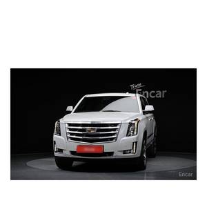 Cadillac Escalade 6.2 2020/11 Automático 71,218 km Volante a la Izquierda Asientos de Cuero Cámara Trasera - Product Image 3